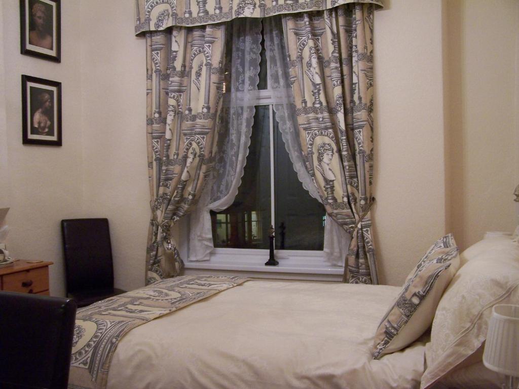 The Carmen Guesthouse (Adults Only) Лландидно Номер фото